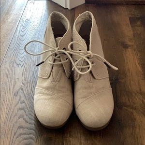 Tan Toms Wedges